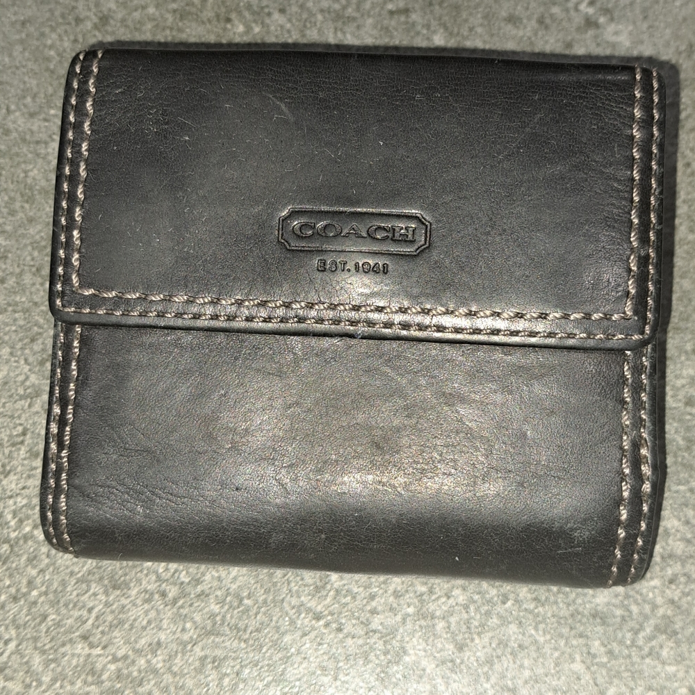 Coach bi-fold leather wallet